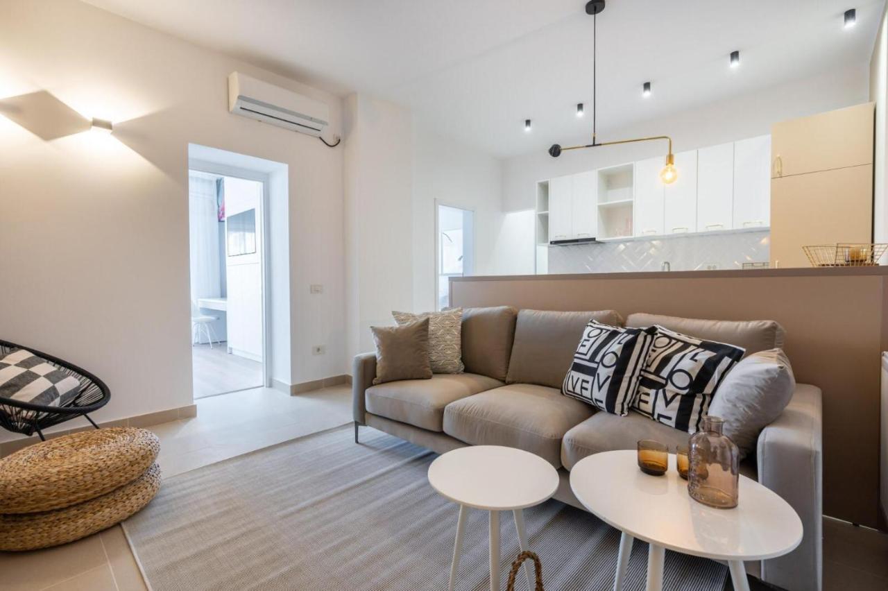 Fabulous Apartament With View In Calea Victoriei Bukares Bagian luar foto